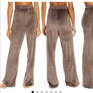 SKIMS velour amethyst pants!